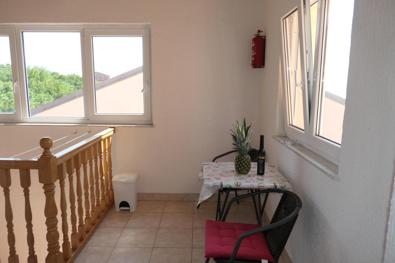Apartments And Rooms Juki Senj  Exterior foto